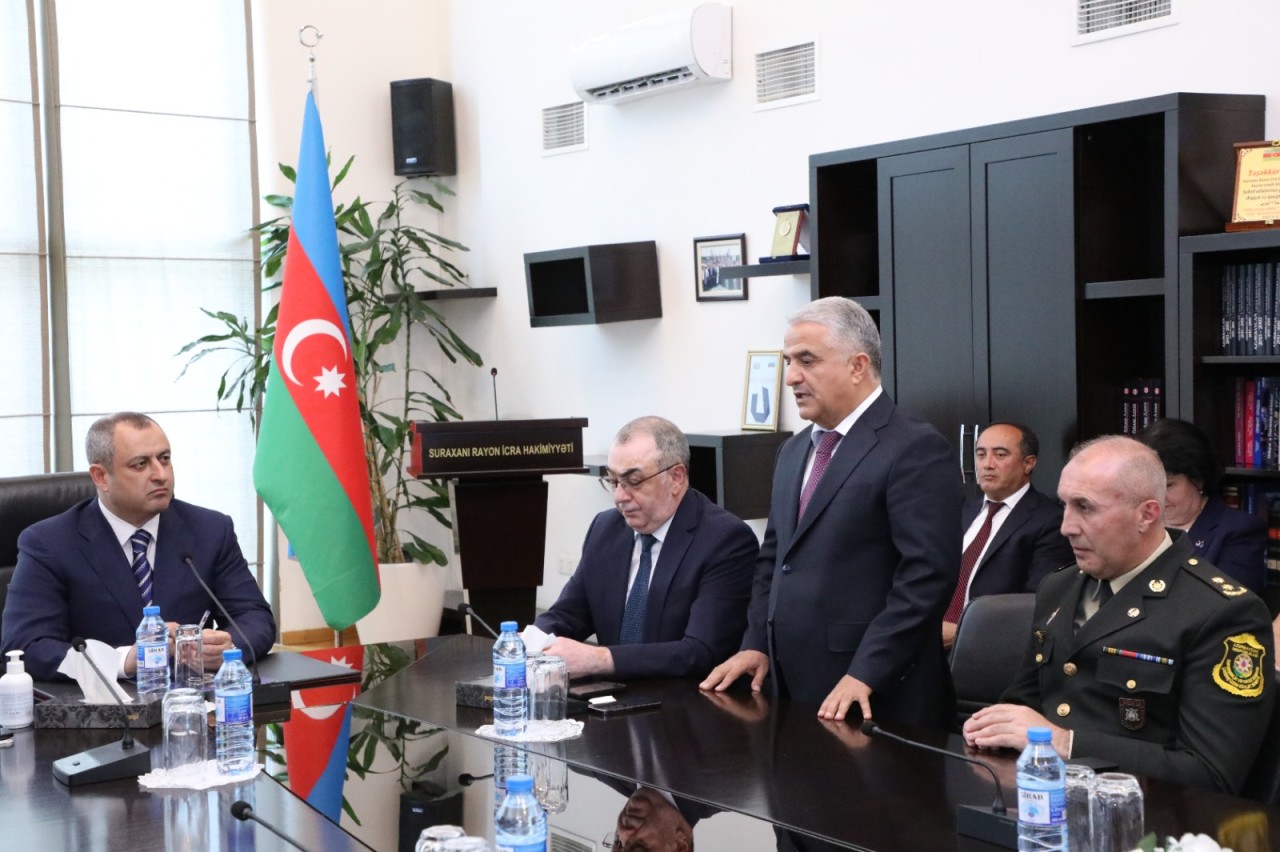 Suraxanıda dövlət qulluqçularının peşə bayramı qeyd edildi - FOTOLAR